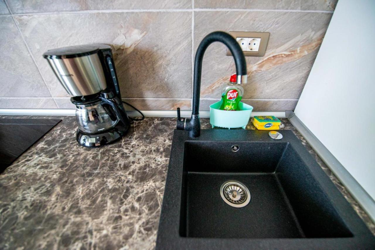 Apartament Katrina - Alezzi Beach - Sea View Năvodari Eksteriør billede